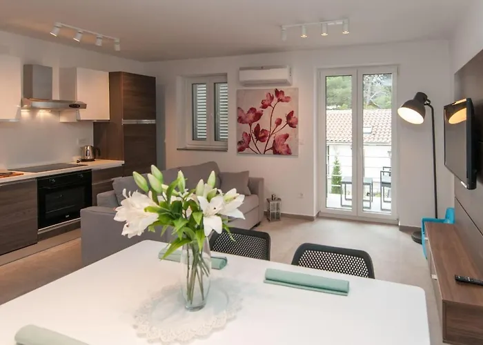Eva Apartman